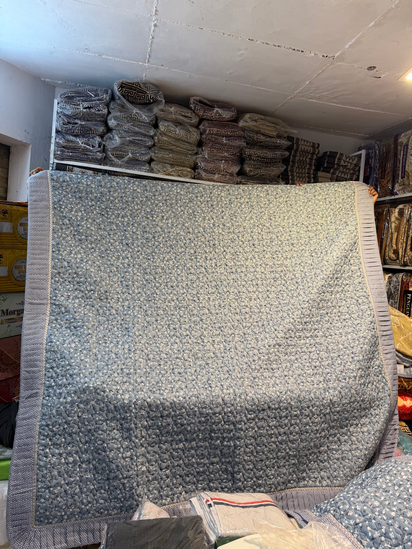 ✨ Premium Cotton Bedspread – Soft, Elegant & Durable ✨