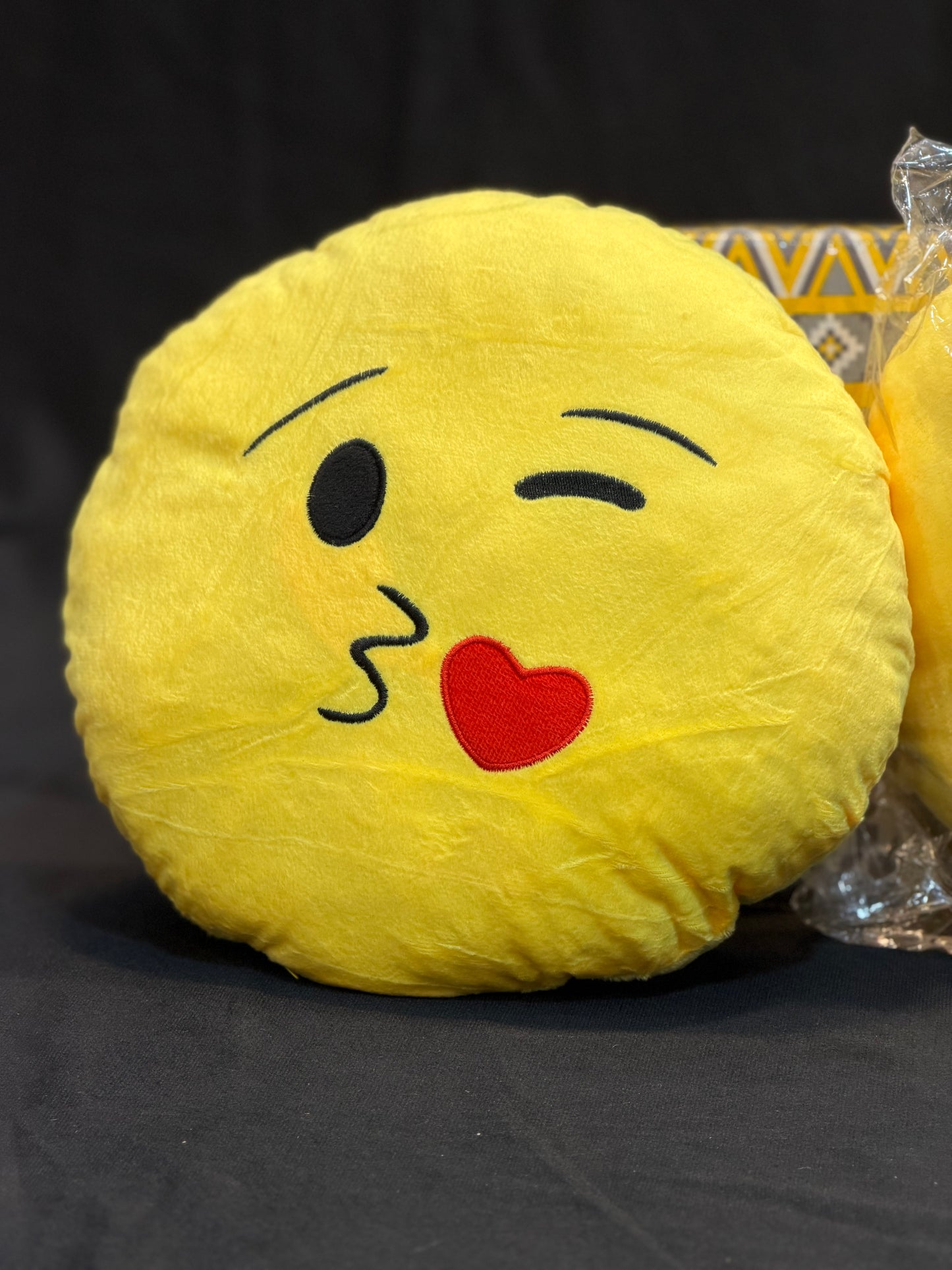 ✨ Emoji Heart Shape Cushion Cover – Cute & Stylish ✨