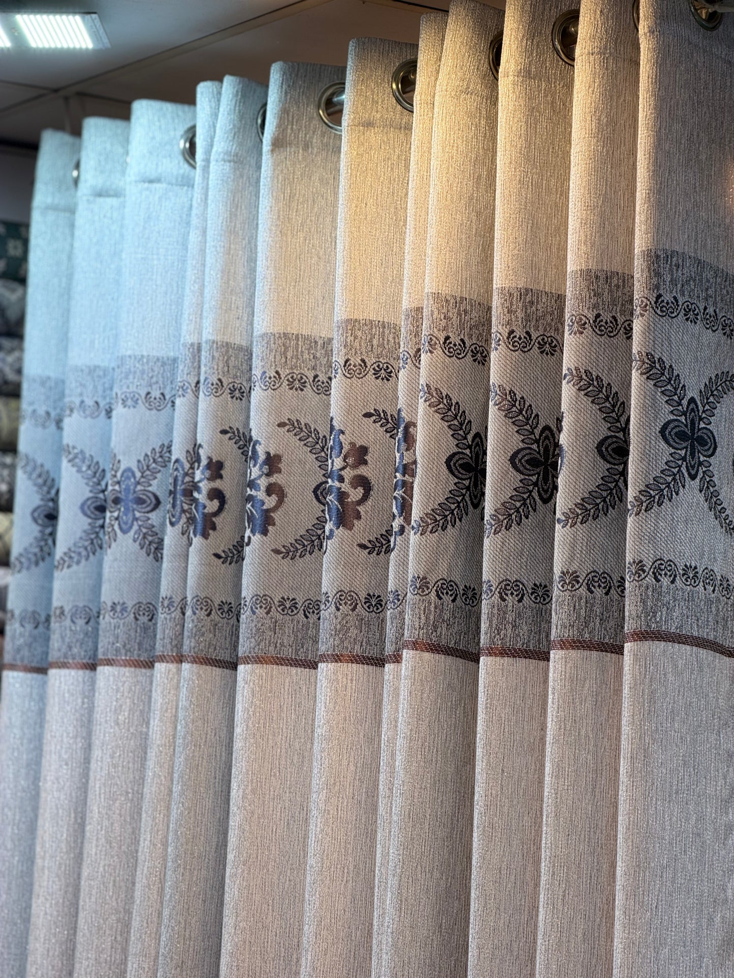 ✨ CURTAINS – LATEST BEAUTIFUL ARTICLE ✨