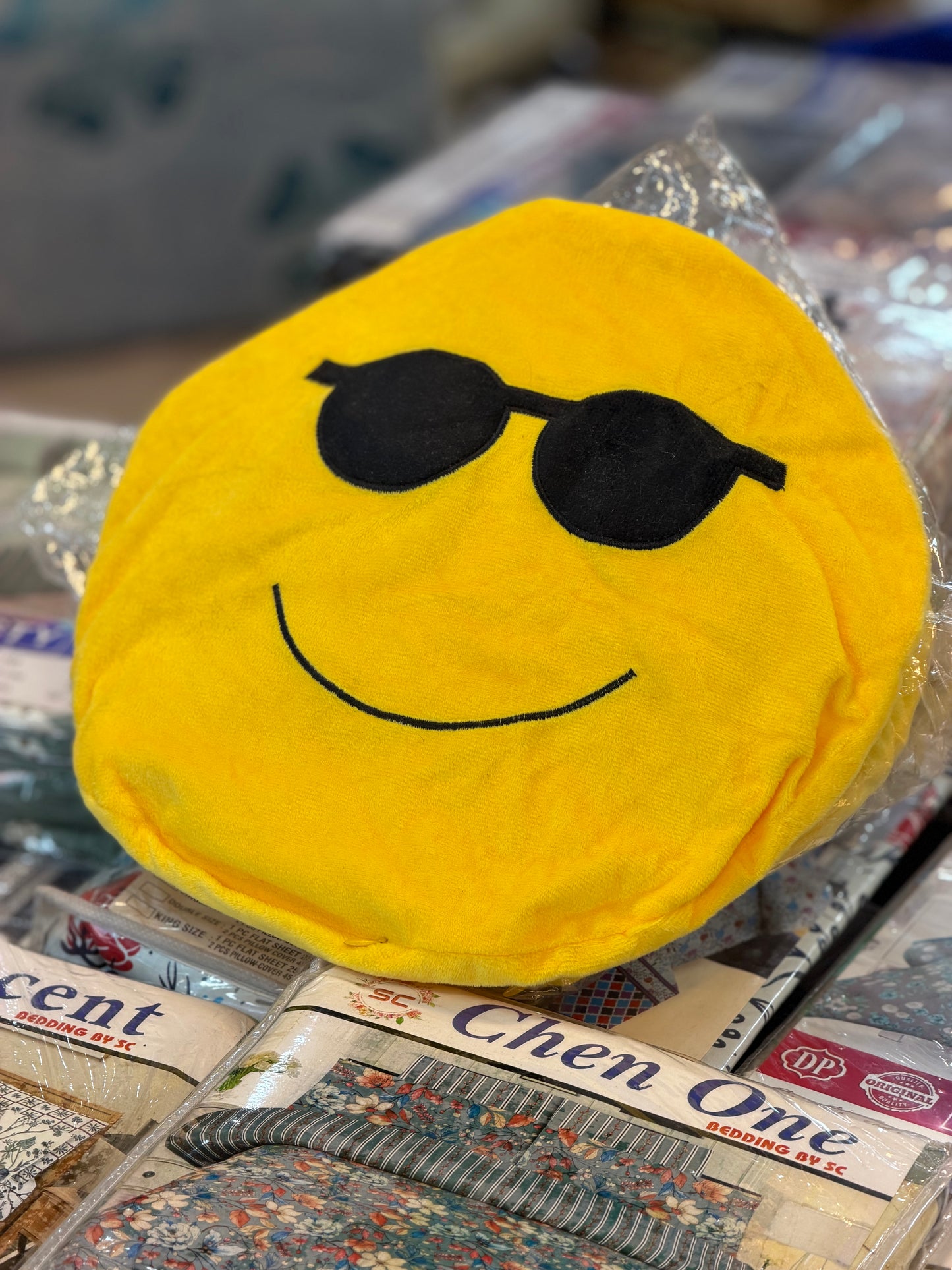 Emojis Cushion